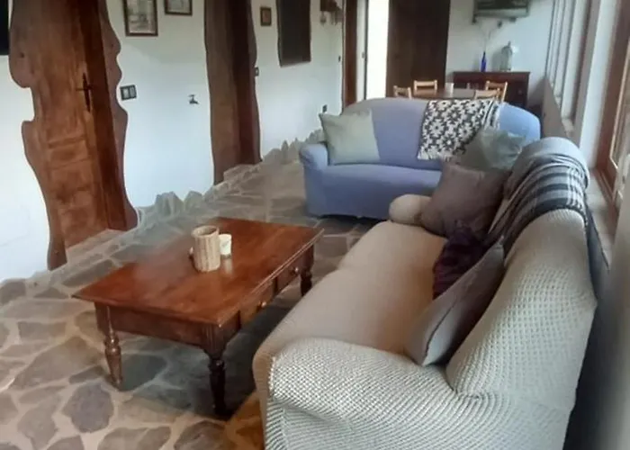 Bei Auf Meneses غيا ذي إسورا